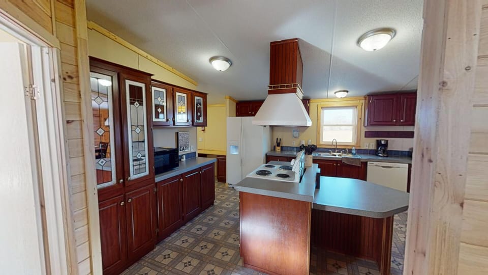 Sunset Cabin - 1st Choice Lodging