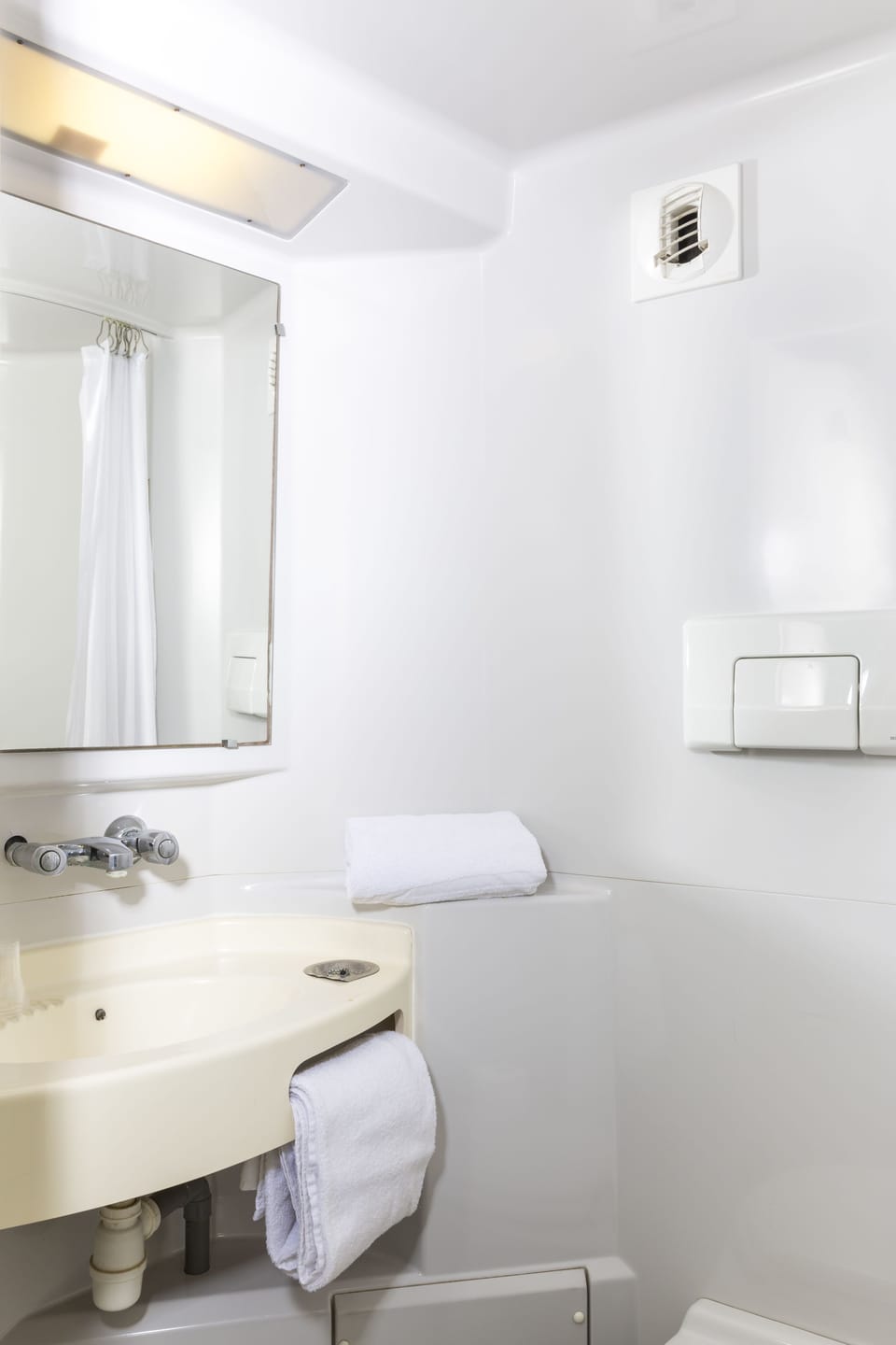 Shower, towels, soap, shampoo