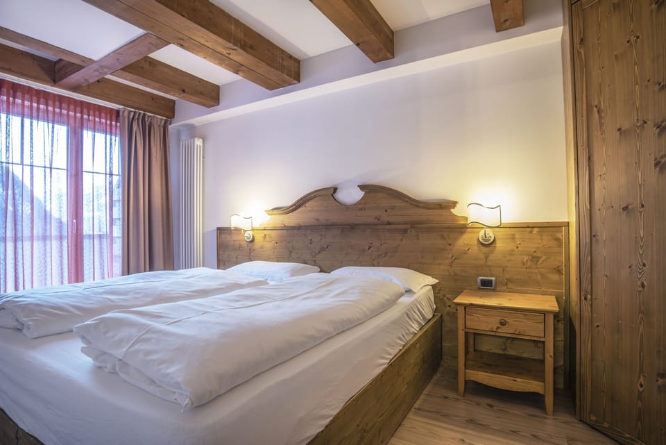 Family Apartment, 2 Bedrooms, 2 Bathrooms | In-room safe, desk, blackout drapes, free WiFi