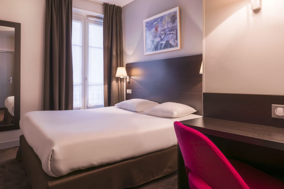In-room safe, desk, blackout drapes, free WiFi