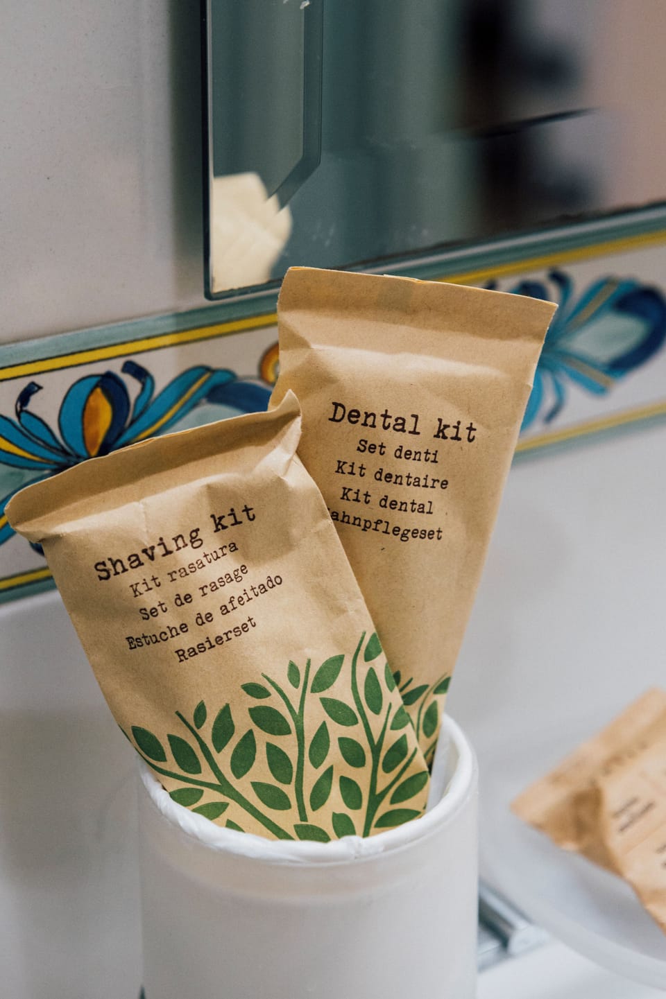 Shower, rainfall showerhead, free toiletries, hair dryer