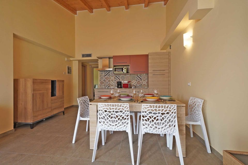 Comfort Apartment, Terrace, Lake View | Private kitchen | Fridge, microwave, stovetop, dishwasher