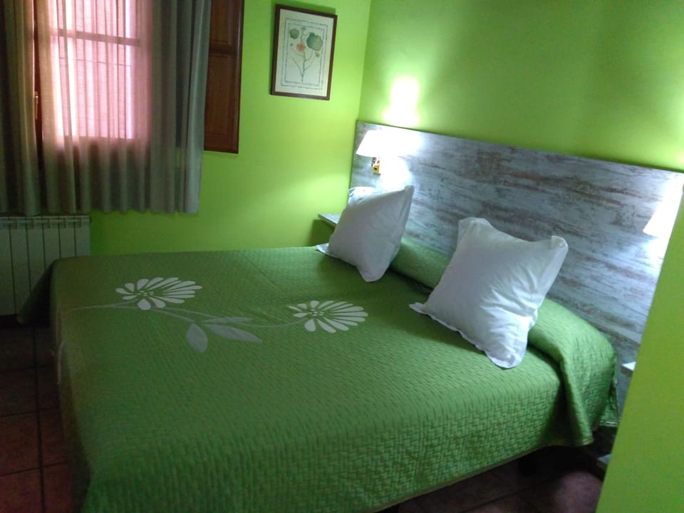 Comfort Double Room, 1 Bedroom | Individually decorated, desk, free WiFi