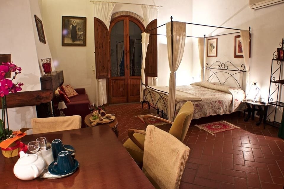Grand Studio (Dante) | 1 bedroom, minibar, in-room safe, iron/ironing board