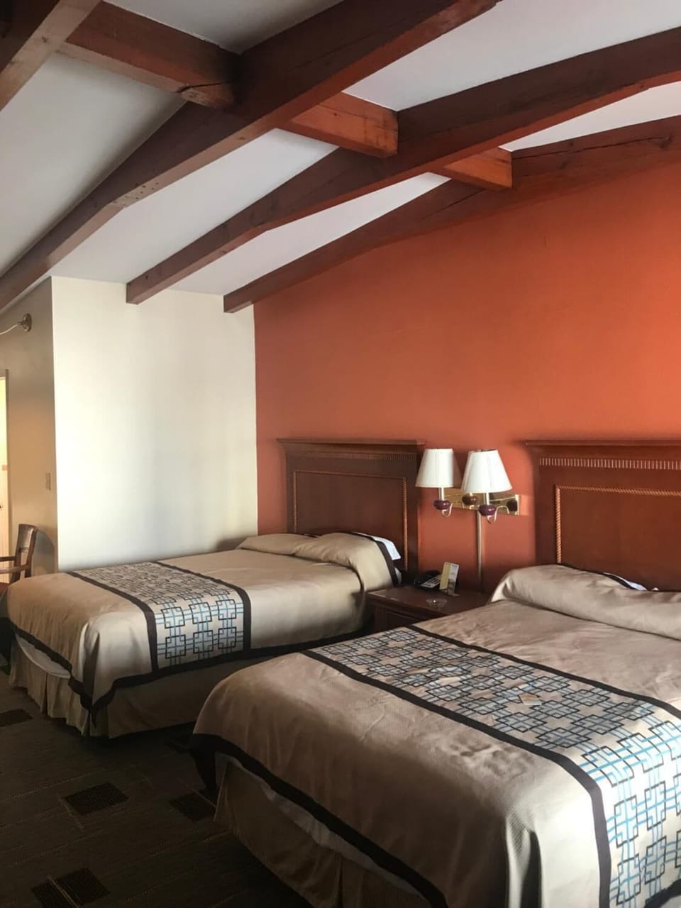 Iron/ironing board, free WiFi, bed sheets, alarm clocks