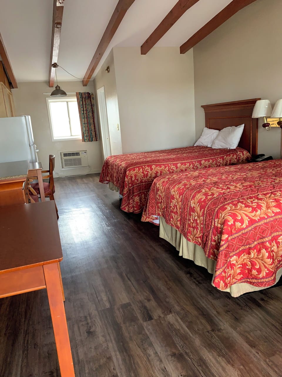 Two Double Beds | Iron/ironing board, free WiFi, bed sheets, alarm clocks