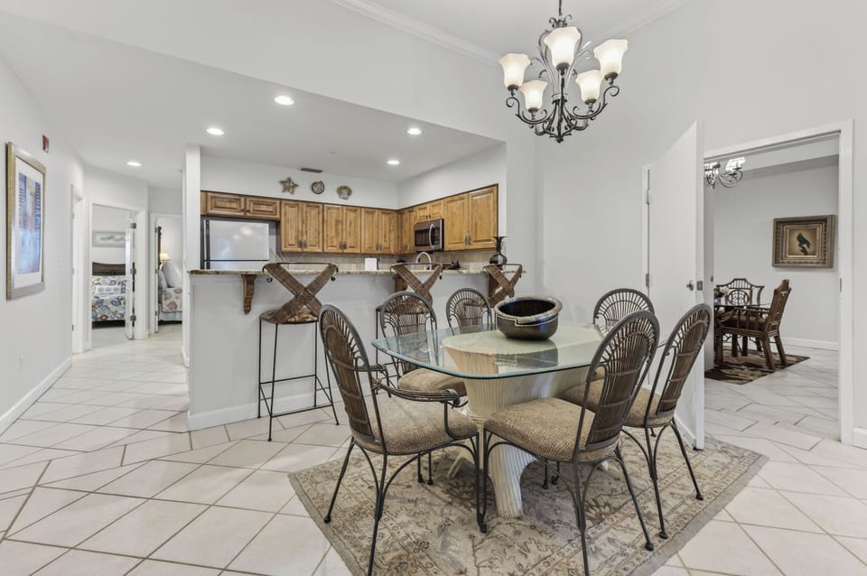 013-Dining Room - A