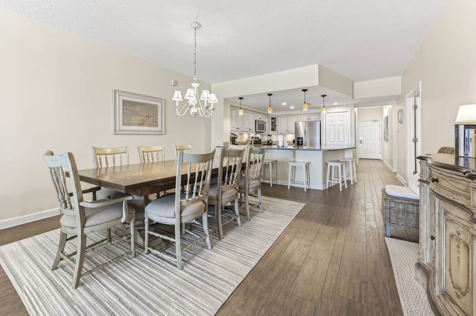 15-Dining Room