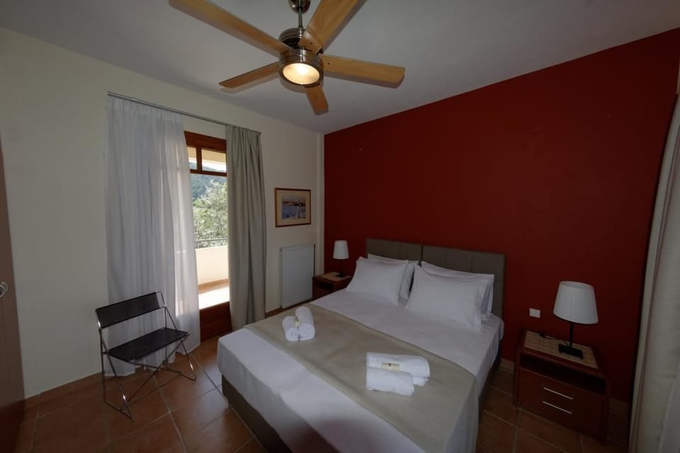 Villa, 3 Bedrooms, Sea View | In-room safe, desk, soundproofing, iron/ironing board