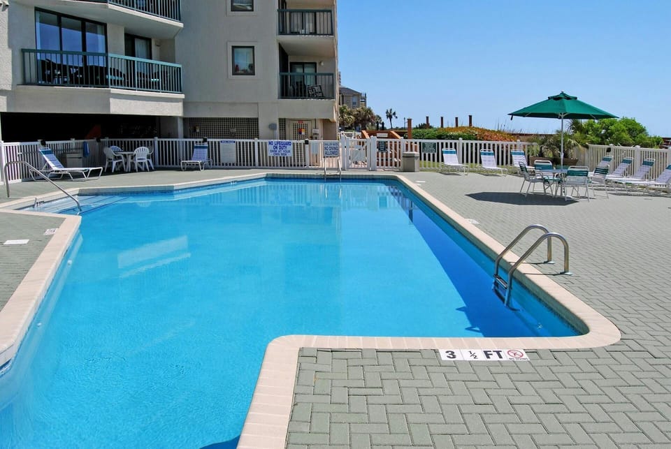 Outdoor Pool Area 