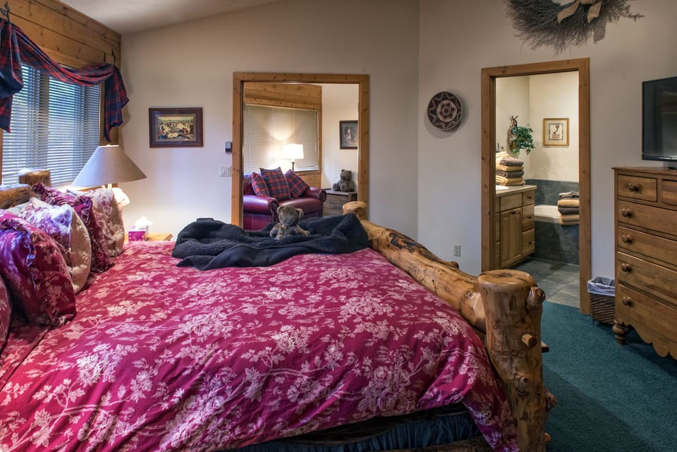 Bedroom 1 of 2