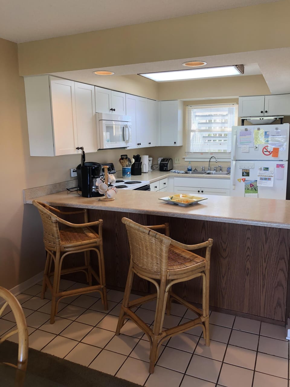 Breakfast bar