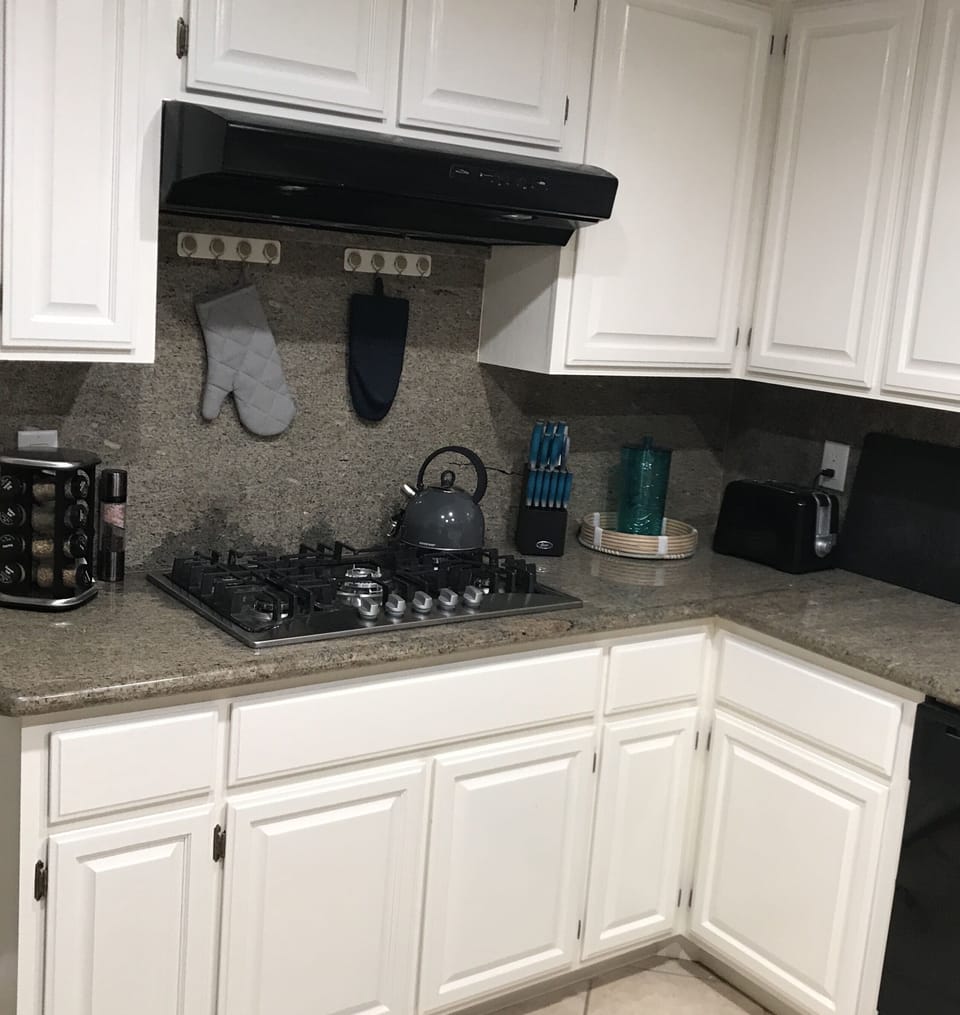 Full kitchen with everything you need