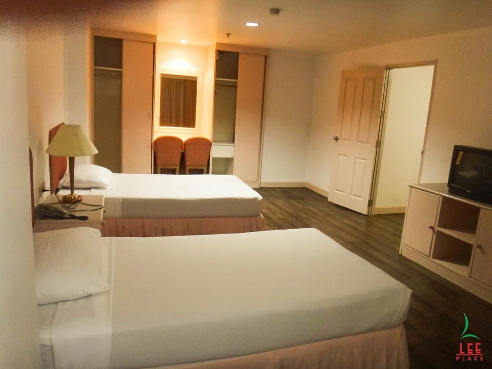 Minibar, in-room safe, desk, blackout drapes