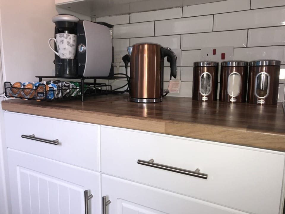 House, Private Bathroom (4 Bedroom) | Restaurant