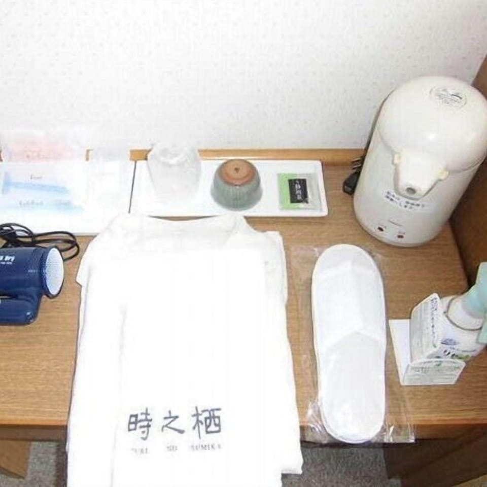 Bathroom amenities