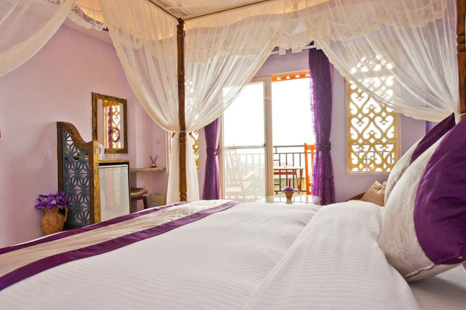Sea View Double Room | Desk, soundproofing, rollaway beds, free WiFi