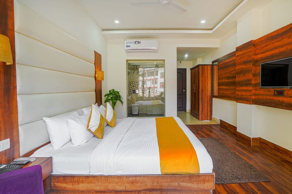 Superior Double or Twin Room | Iron/ironing board, free WiFi