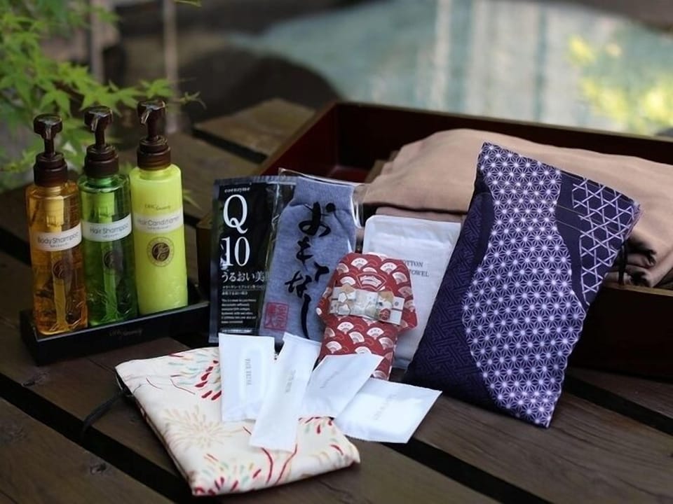 Bathroom amenities