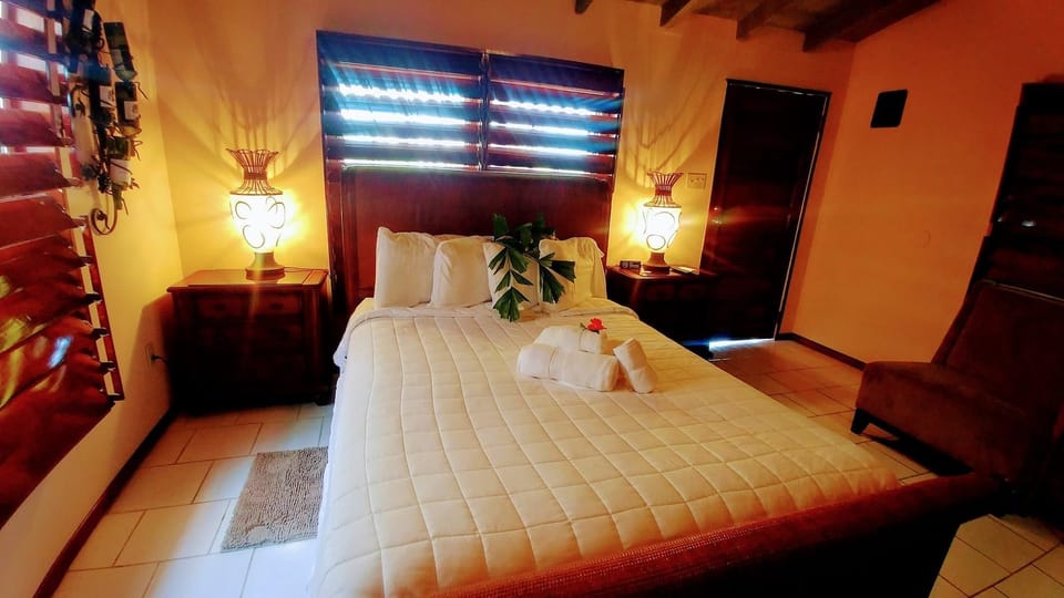 Deluxe Double Room, 1 Queen Bed, Courtyard View (Sunshine) | Premium bedding, individually decorated, individually furnished