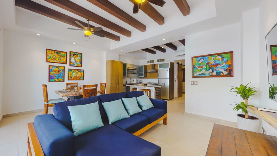 Condo - Image 8