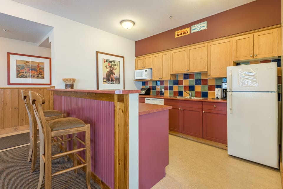 Wildwood Common Room Kitchen