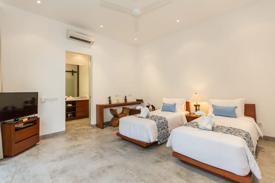 2 bed Luxury Villa in Seminyak Villa