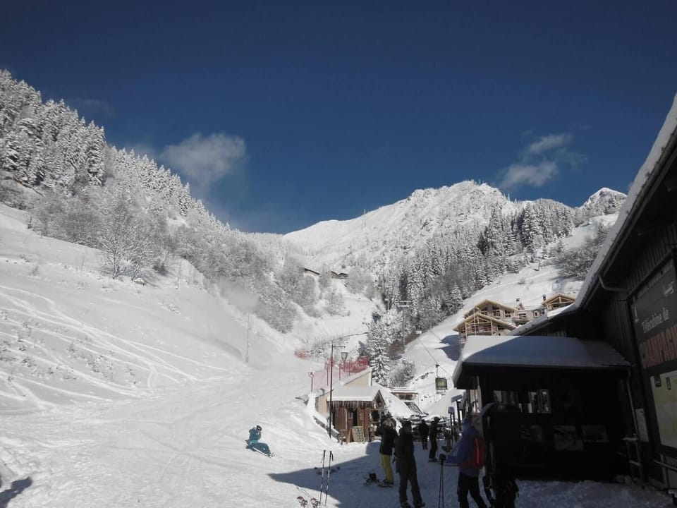 Snow and ski sports