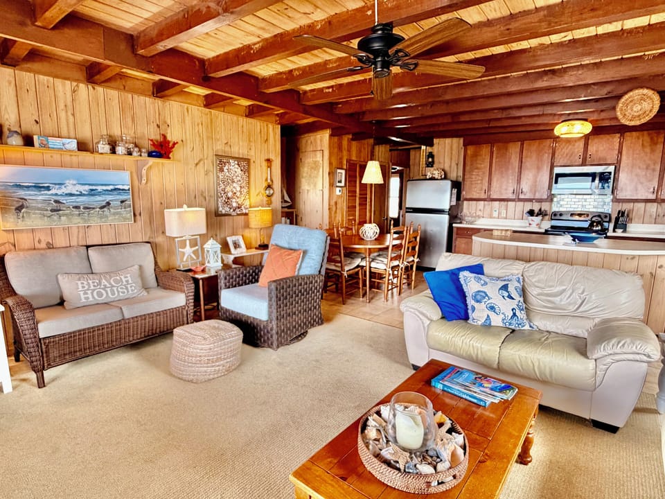 Living Room
5.12.26 - JR