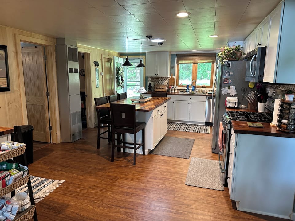 Kitchen with island