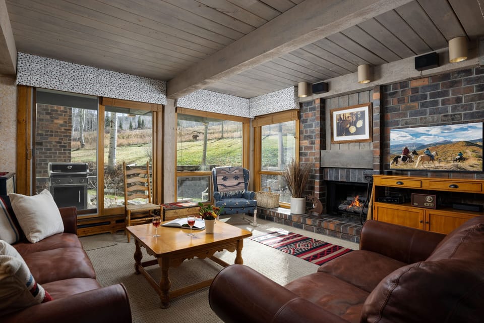 Spacious Living Room