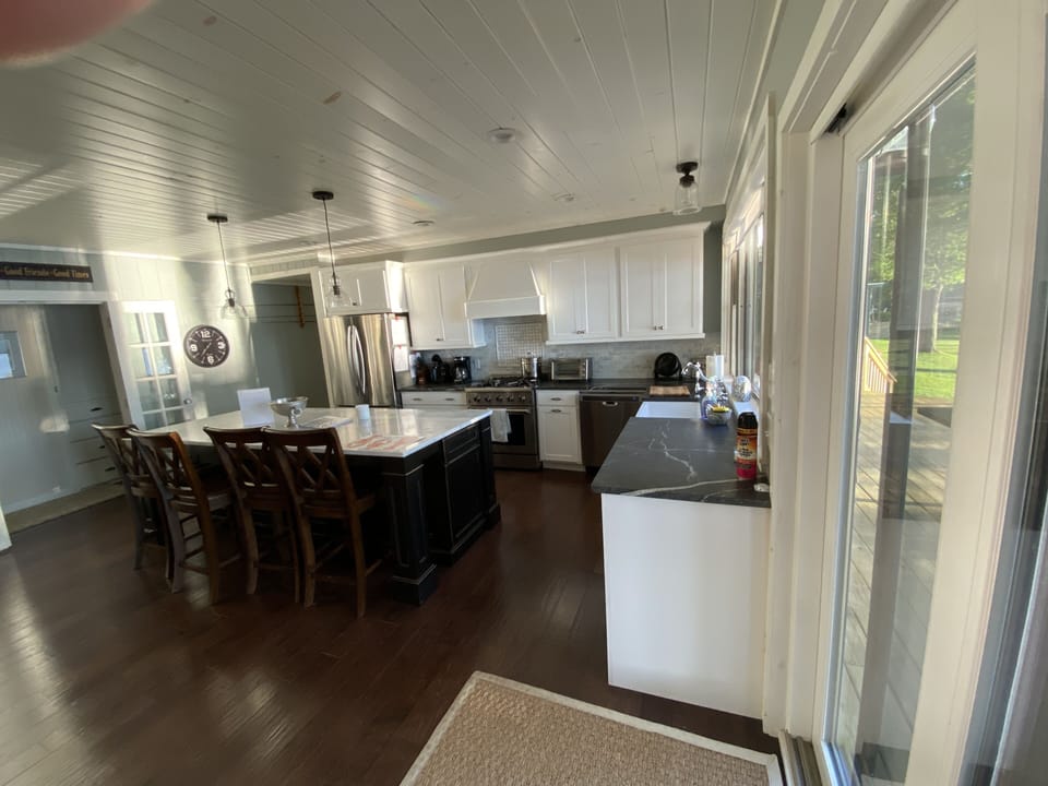 Fully stocked kitchen,  3 coffee makers including a kuerig.