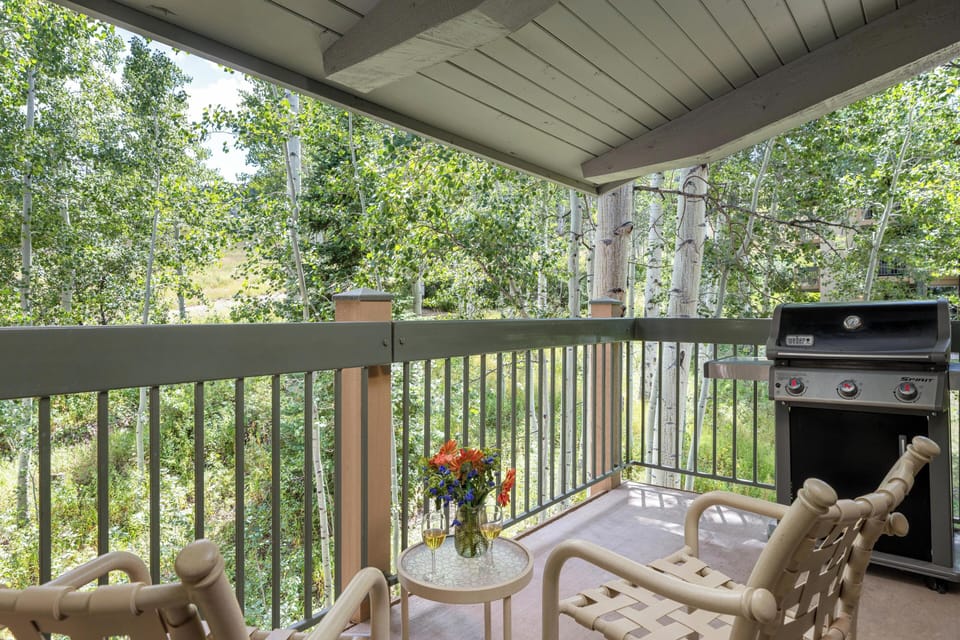 Slope Side Balcony
