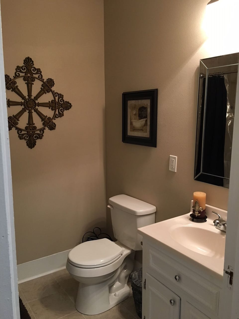 2nd bathroom