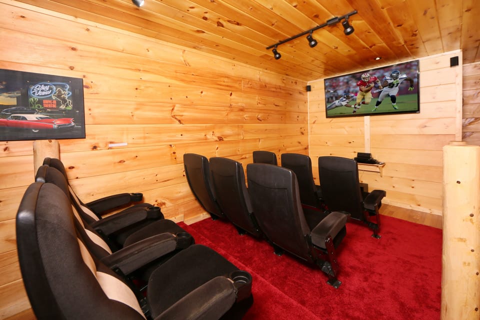 Cabin, Multiple Beds, Hot Tub | 5 bedrooms, individually decorated, individually furnished, desk