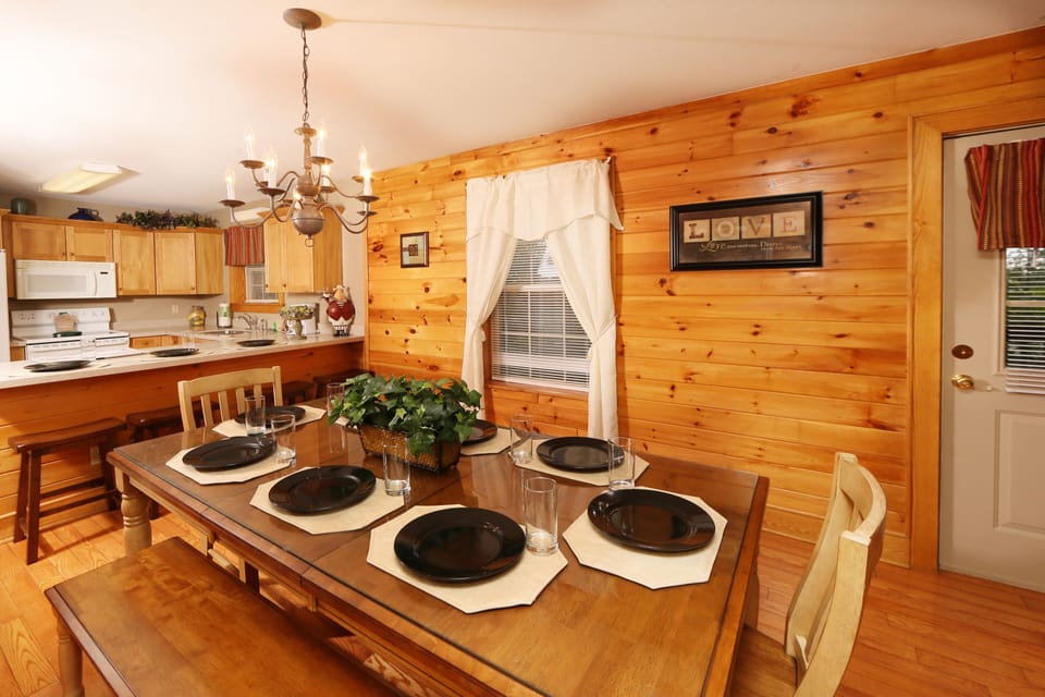 Condo, Multiple Beds, Hot Tub, Mountain View | Private kitchen | Coffee/tea maker, fridge, microwave, oven