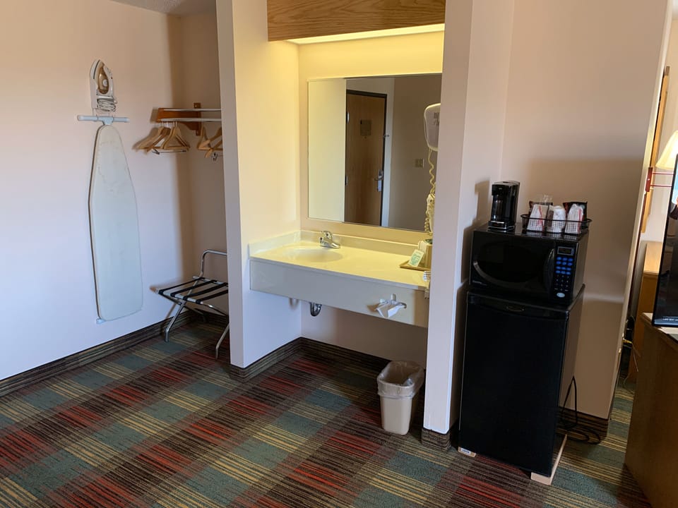 King Suite | Bathroom sink