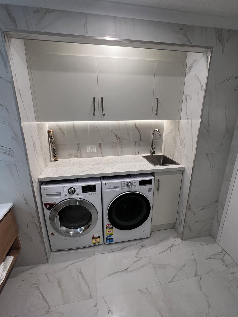 Bathroom 2 with laundry facilities