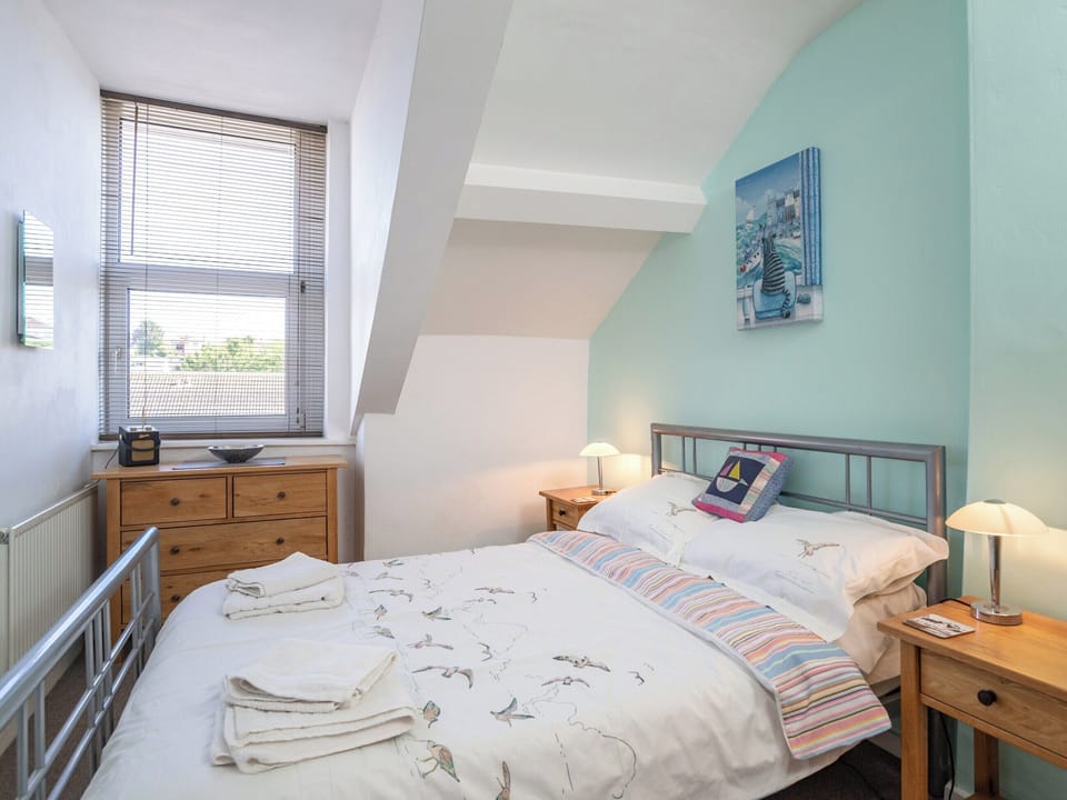 Welcoming double bedded room | Porto Seguro, Brixham