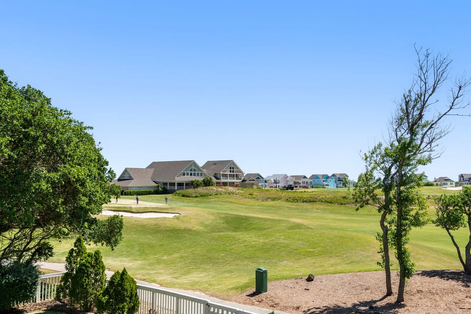 CC157: Currituck Club 157 | Mid Level Back Deck View