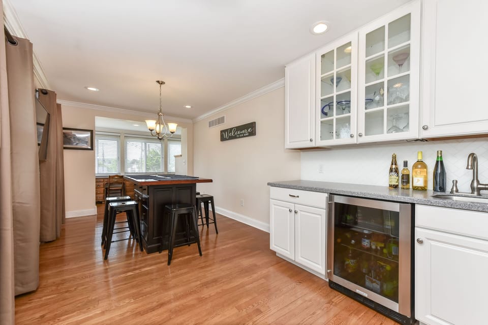 Wet bar in dining room