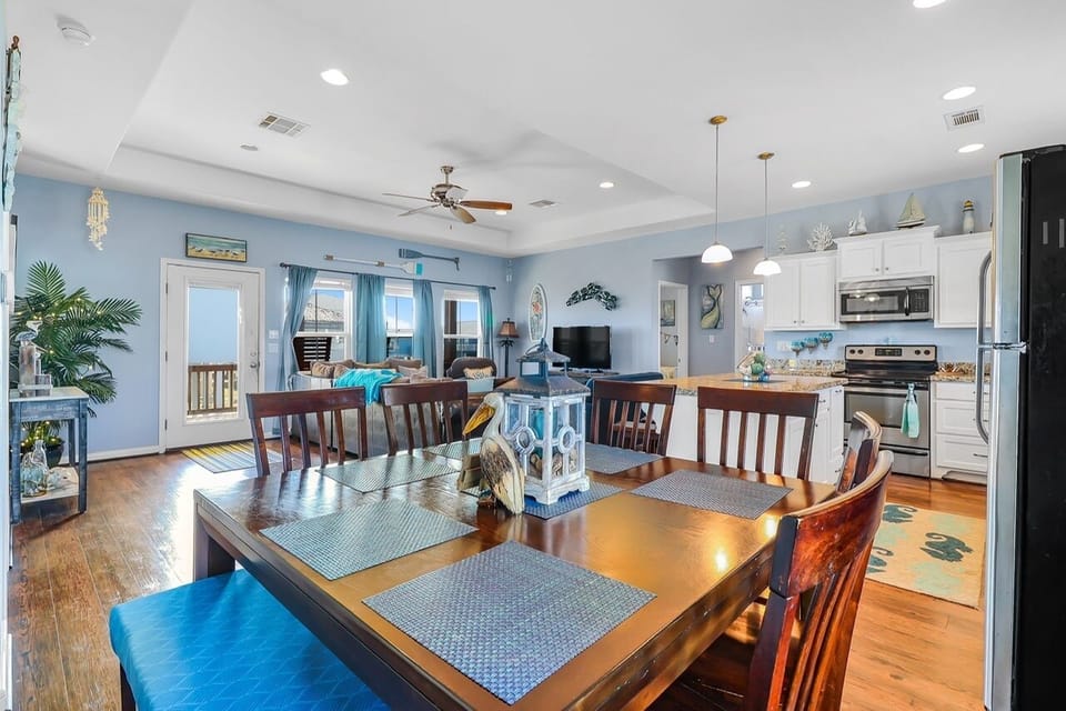 House, 3 Bedrooms | Dining
