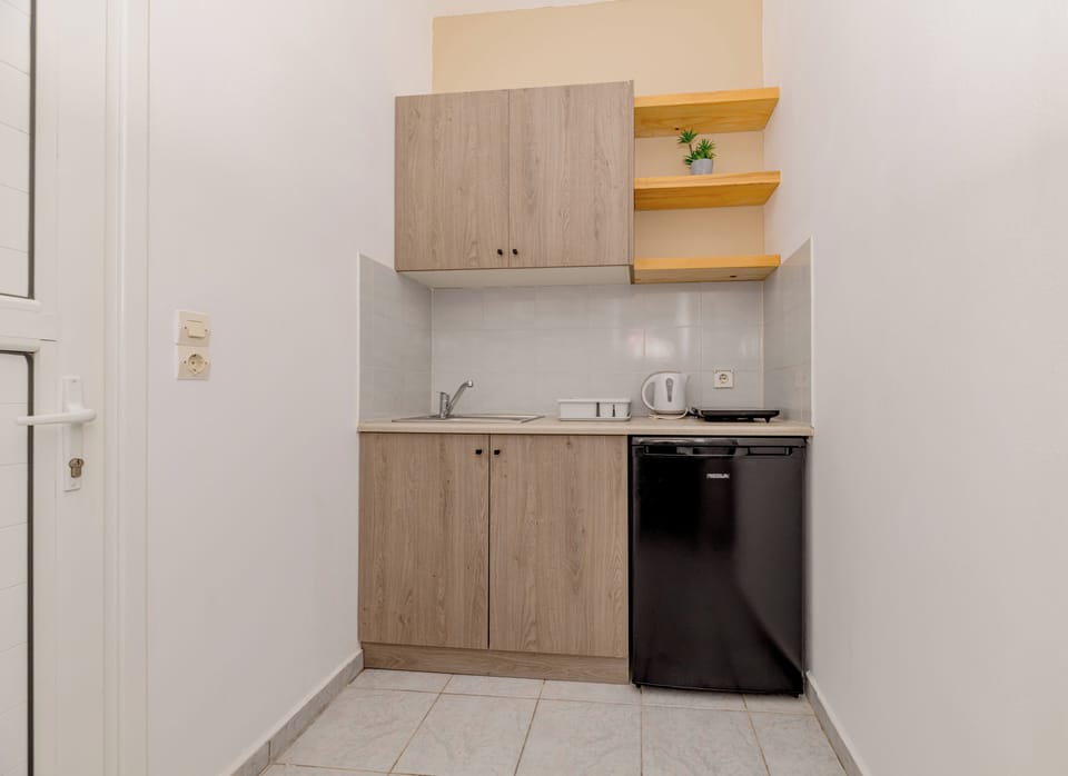 Studio, Sea View | Private kitchenette | Fridge