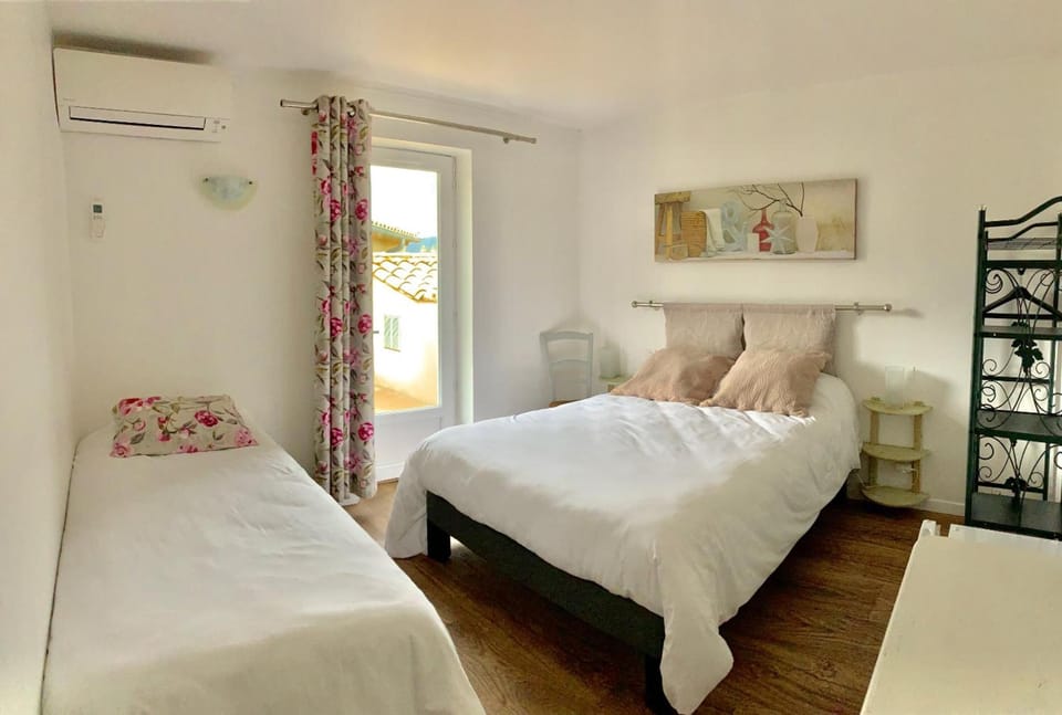 Individually decorated, individually furnished, free WiFi, bed sheets