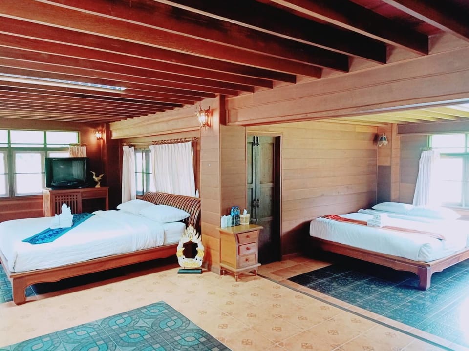 Baan Mai Ngarm 21,22 | Blackout drapes, free WiFi, bed sheets
