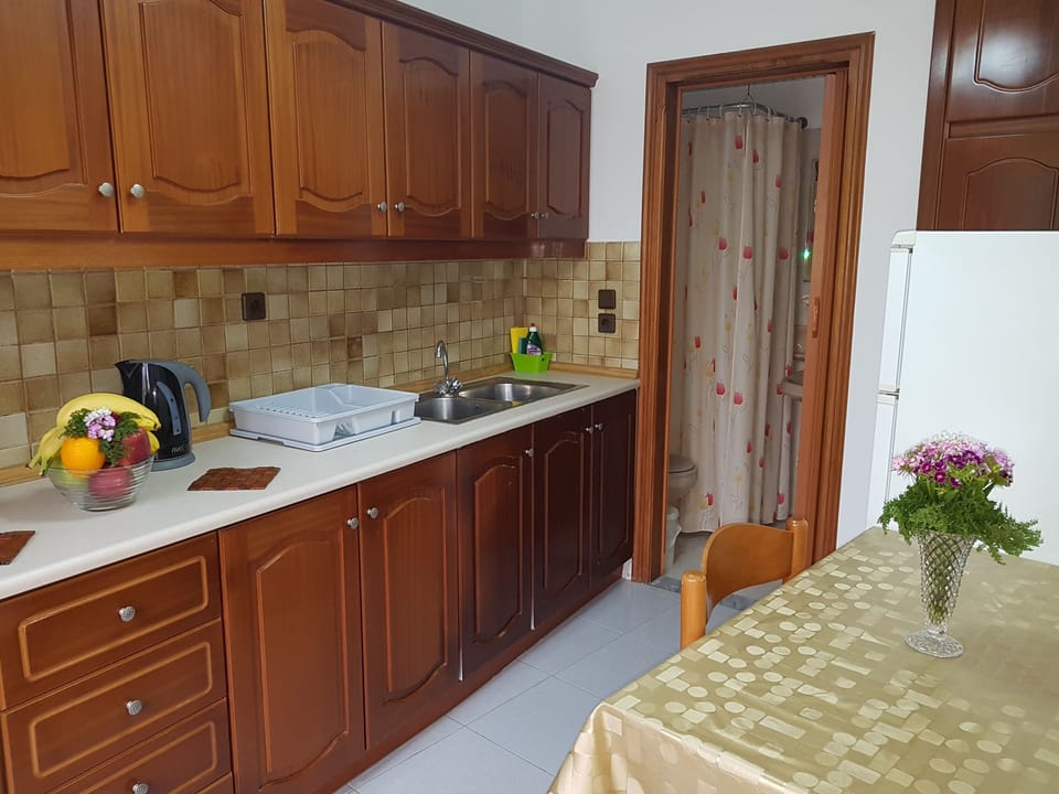 Standard Studio, Garden View | Private kitchen