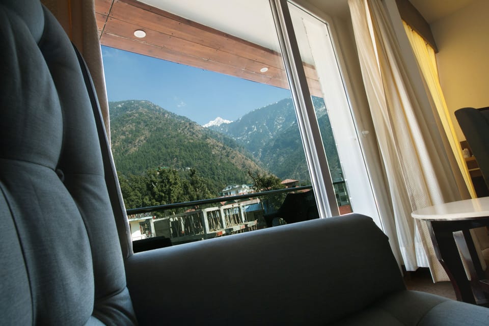 Premium Room, 1 King Bed, Smoking, Hill View | Balcony view