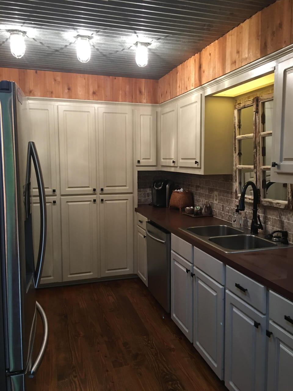 Kitchen with Range, Dishwasher, and Fridge/Freezer