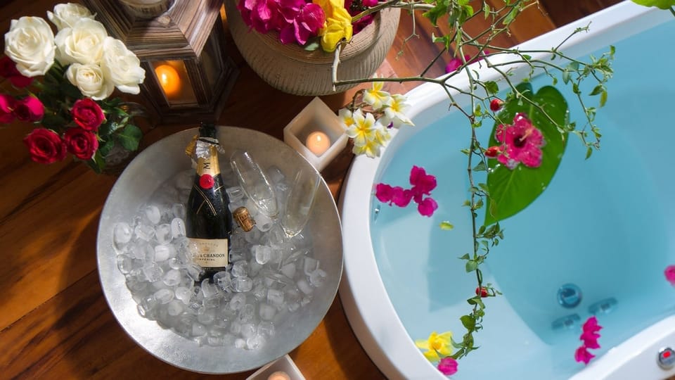 Deluxe Room (Jeriba) | Private spa tub
