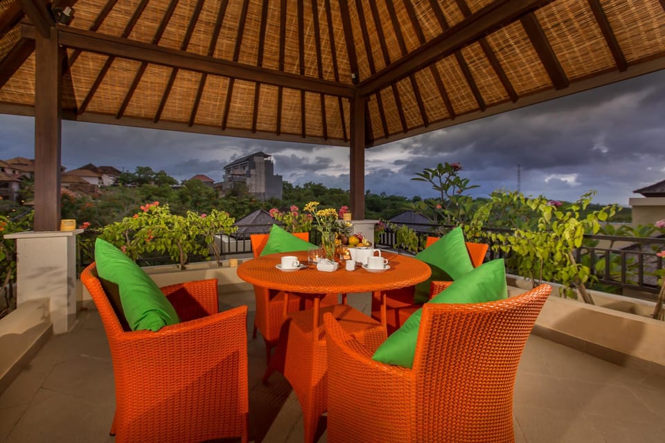 Uluwatu 2 Bedroom Villa, near beach